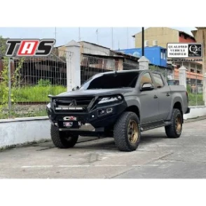 Hillux Revo 2015+ BULLBAR Hilux 2022 afn  1 36ee5e80_f5ff_4dd0_8531_5a29c5461fd1