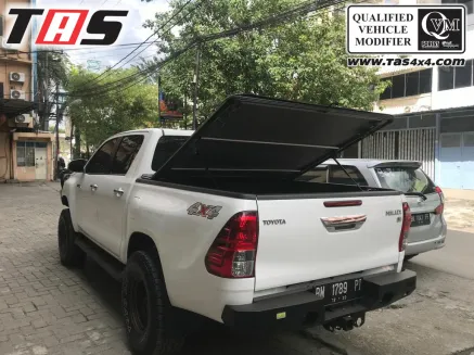 Hillux Revo 2015+ TUTUP BAK SOFTCOVER AEROKLAS LIFT AND ROLL TOYOTA HILLUX REVO 2 ezywatermark18022602430323_2