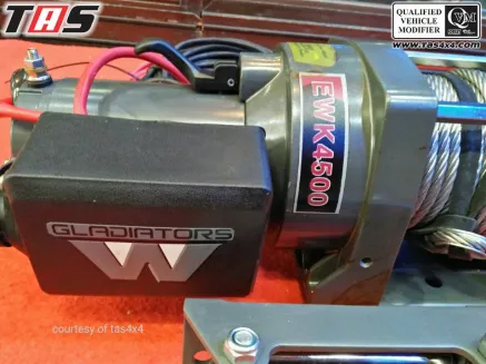 Aksesoris Offroad WINCH GLADIATOR 4500  1 ezywatermark_613