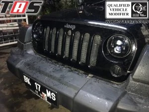 Jeep Wrangler JK/TJ JEEP WRANGLER FRONT GRILL LED TURN LIGHT 1 jeep_wrangler_front_grill_led_turn_light_tas4x4_1