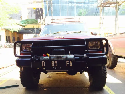 Bumper Depan Jeep Cherokee Jeep Cherokee Xj Zi Zg Wj Wg Tas Indonesia 4wd Equipment Center