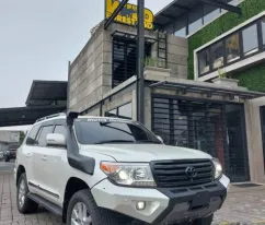 Landcruiser Vx 200 BULLBAR FOREST ON TOYOTA LANDCRUISER VX200